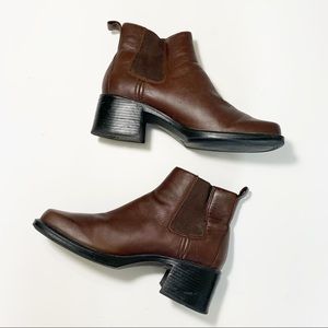 clarks square toe boots